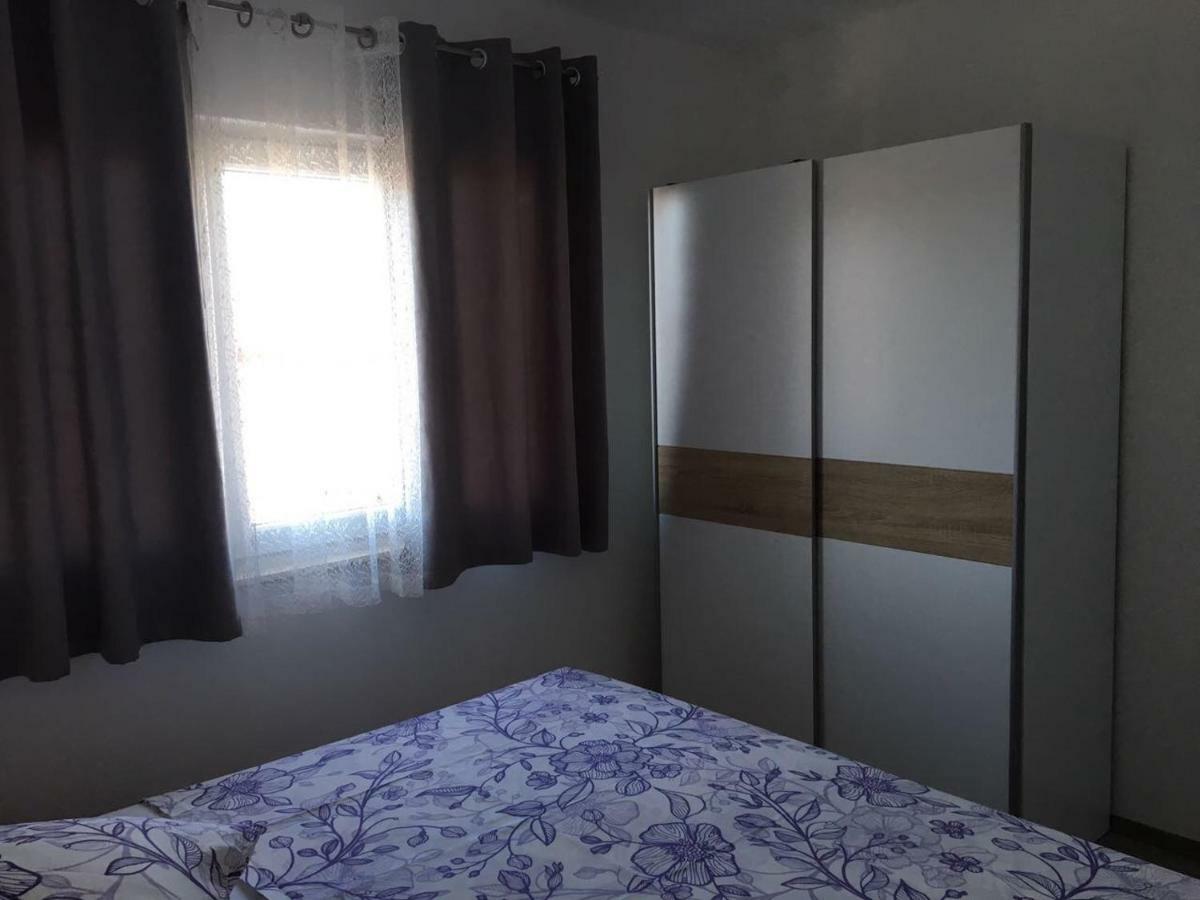 טרוגיר Apartman Ana מראה חיצוני תמונה